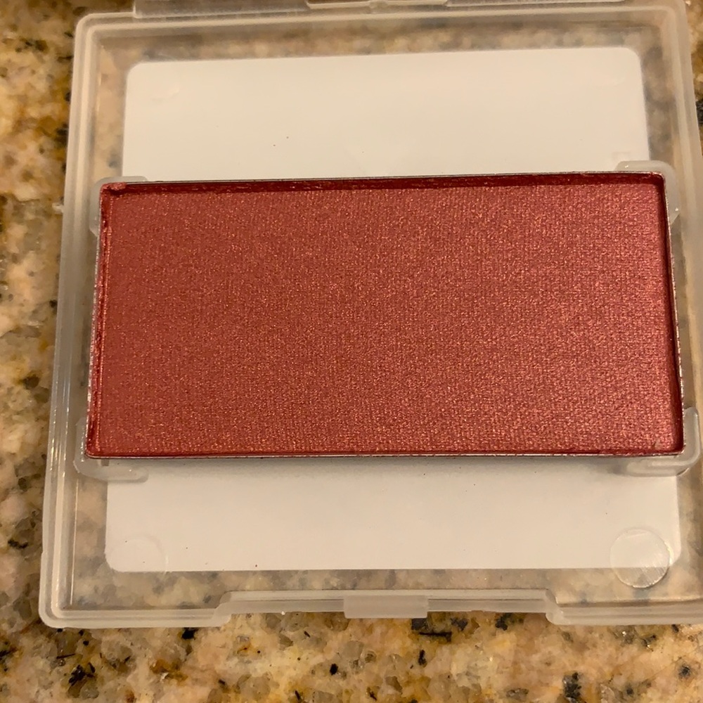 Mary Kay blush